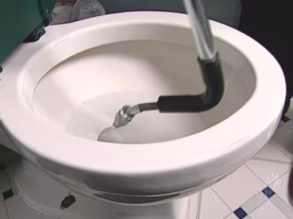 Desentupimento profissional de vaso sanitário